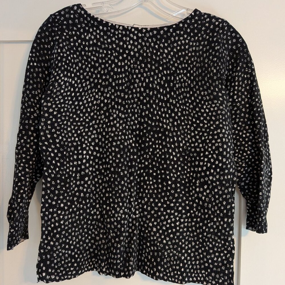 LOFT Black and White Crew Neck Sweater